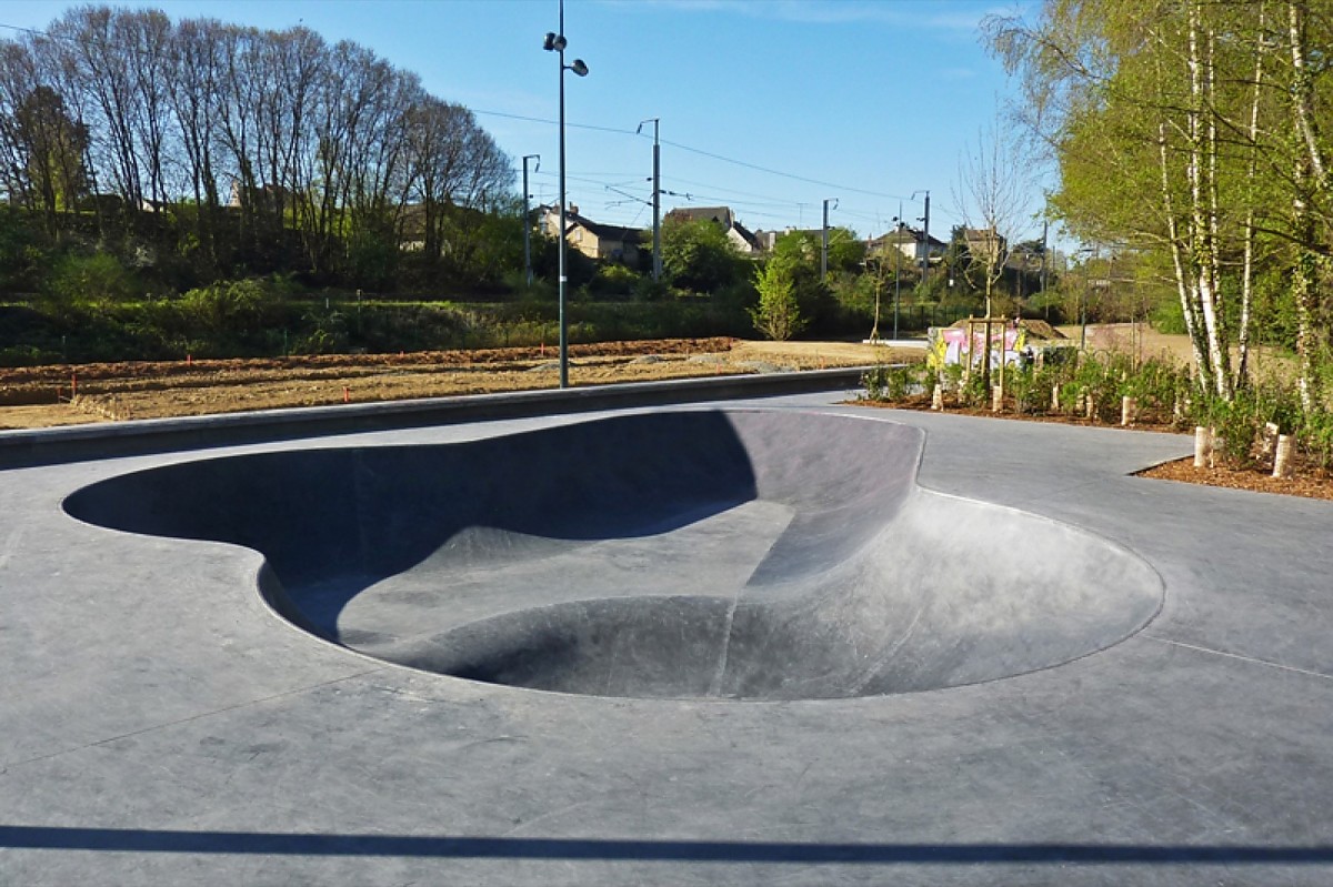 Rennes skate bowl